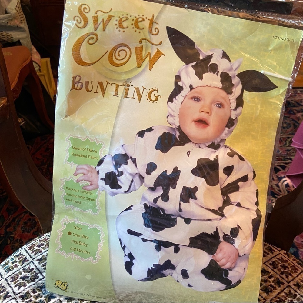 𝅺LIKE new Halloween costume 0-8 months. Comfortable and very soft. Worn once.